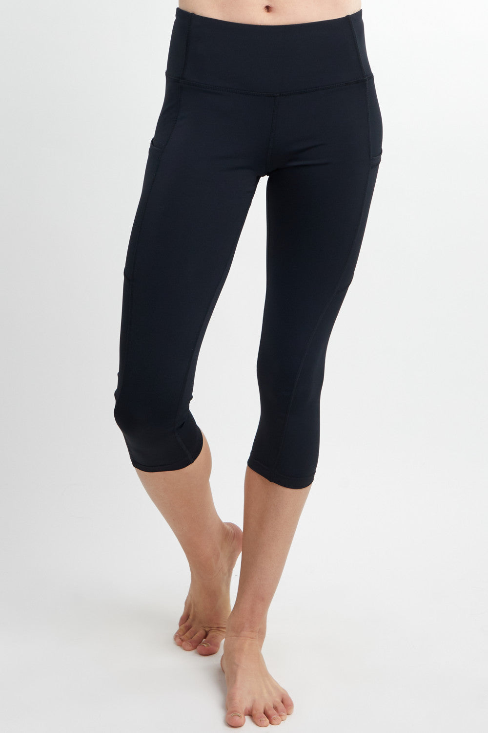 Alta Silk Velvet Capri